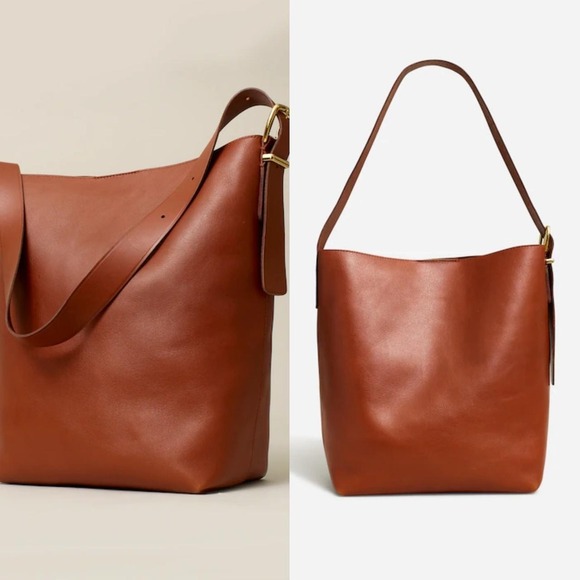 Handbags - Madewell Essential Bucket Tote Leather Bag NWT